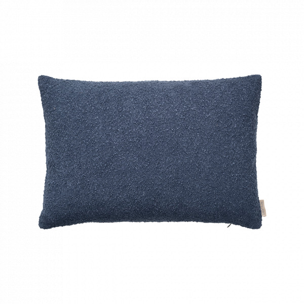 BOUCLÉ Cushion Cover Midnight Blue 40 x 60 cm | blomus