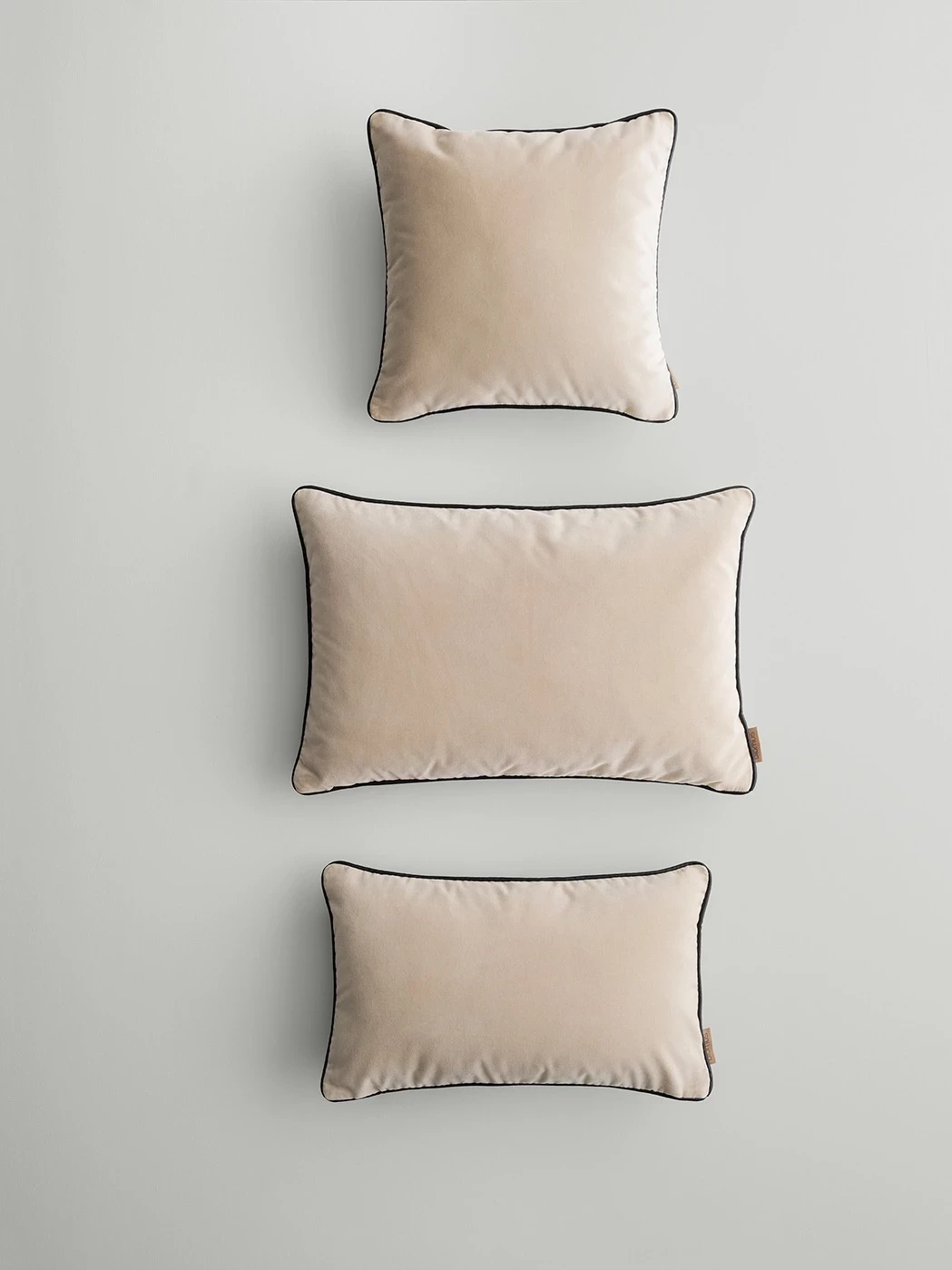 Pillows in three differen sizes